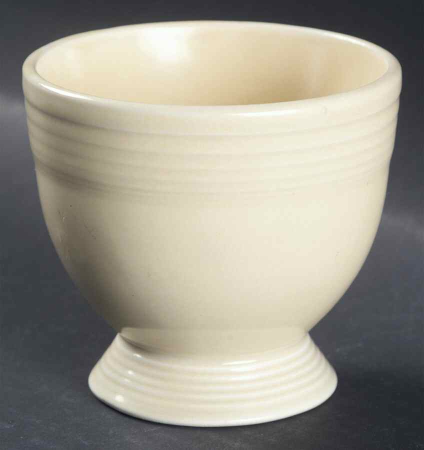 Fiesta Old Ivory (Cream) Single Egg Cup by Homer Laughlin -1
