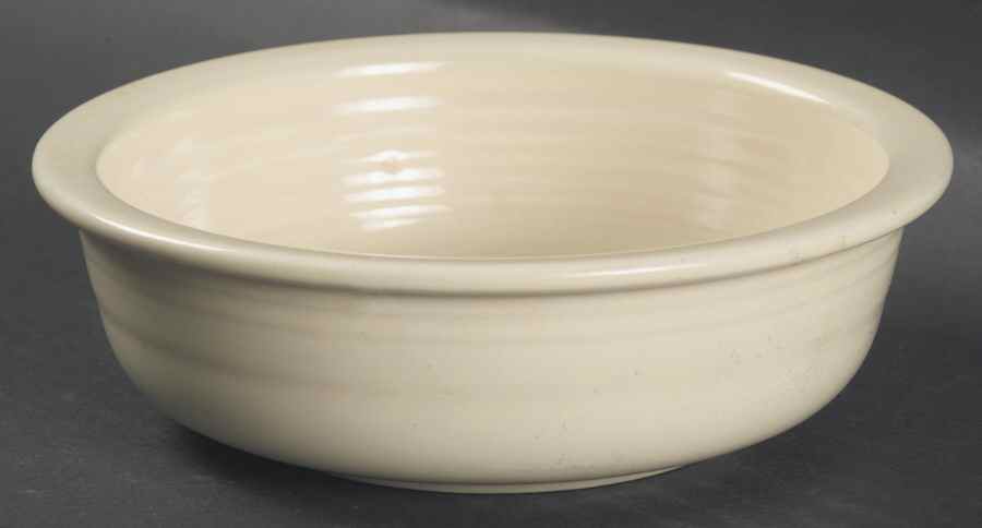 Fiesta Old Ivory (Cream) 5 1/2" Fruit Bowl by Homer Laughlin -1