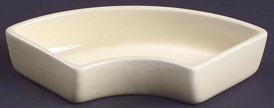 Fiesta Old Ivory (Cream) Side Dish for 6-Piece Relish Set by Homer Laughlin -1