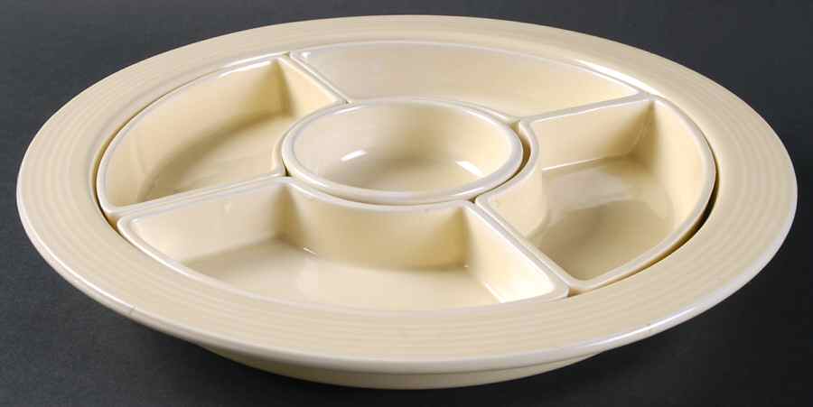 Fiesta Old Ivory (Cream) 6 Pc Relish Set (4 Side, 1 Center Dish on Tray) by Homer Laughlin -1