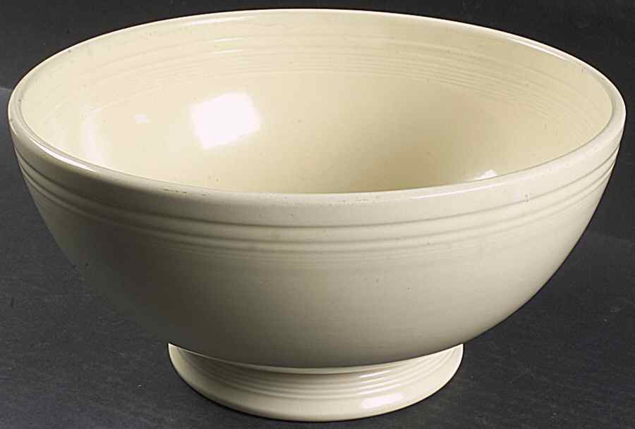 Fiesta Old Ivory (Cream) Large Footed Salad Serving Bowl by Homer Laughlin -1