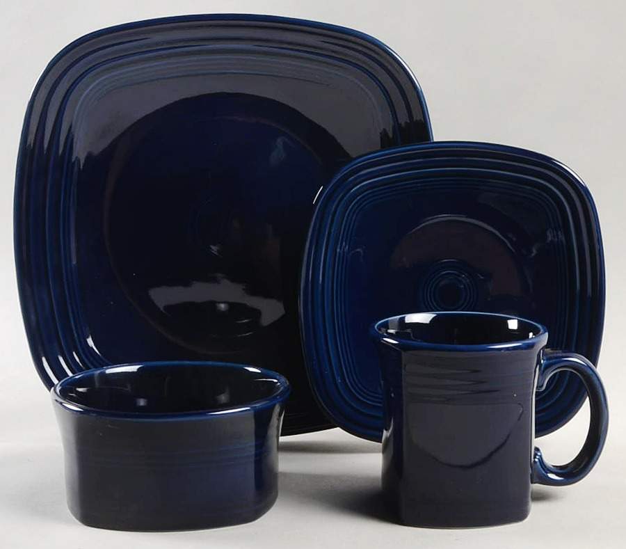 Fiesta Cobalt Blue (Intro 1986) 4 Piece Place Setting by Homer Laughlin -1