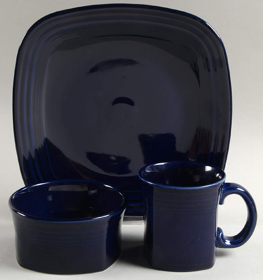 Fiesta Cobalt Blue (Intro 1986) 3 Piece Place Setting by Homer Laughlin -1