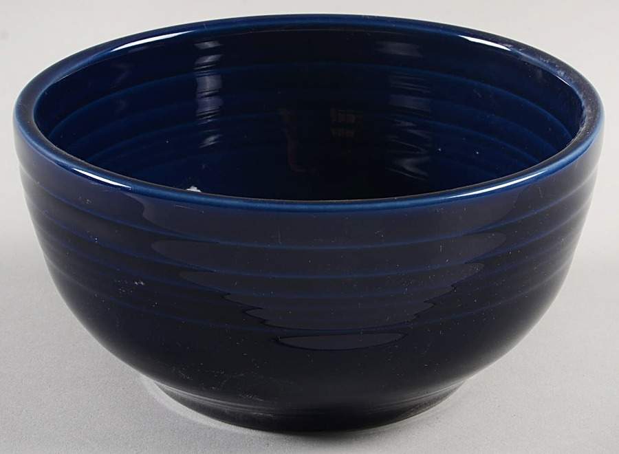 Fiesta Cobalt Blue (Intro 1986) 22 Oz Small Bistro Bowl by Homer Laughlin -1
