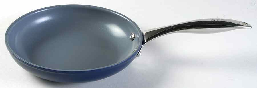 Fiesta Cobalt Blue (Intro 1986) 8" Open Frypan by Homer Laughlin -1
