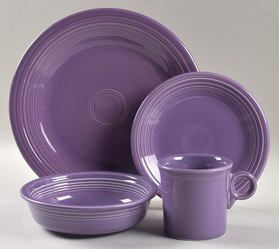 Fiesta Lilac (Intro 1993) 4 Piece Place Setting by Homer Laughlin -1