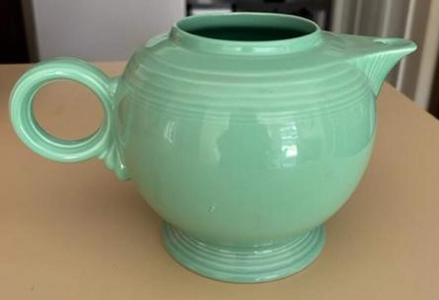 Fiesta Light Green (Older) Teapot No Lid by Homer Laughlin -1
