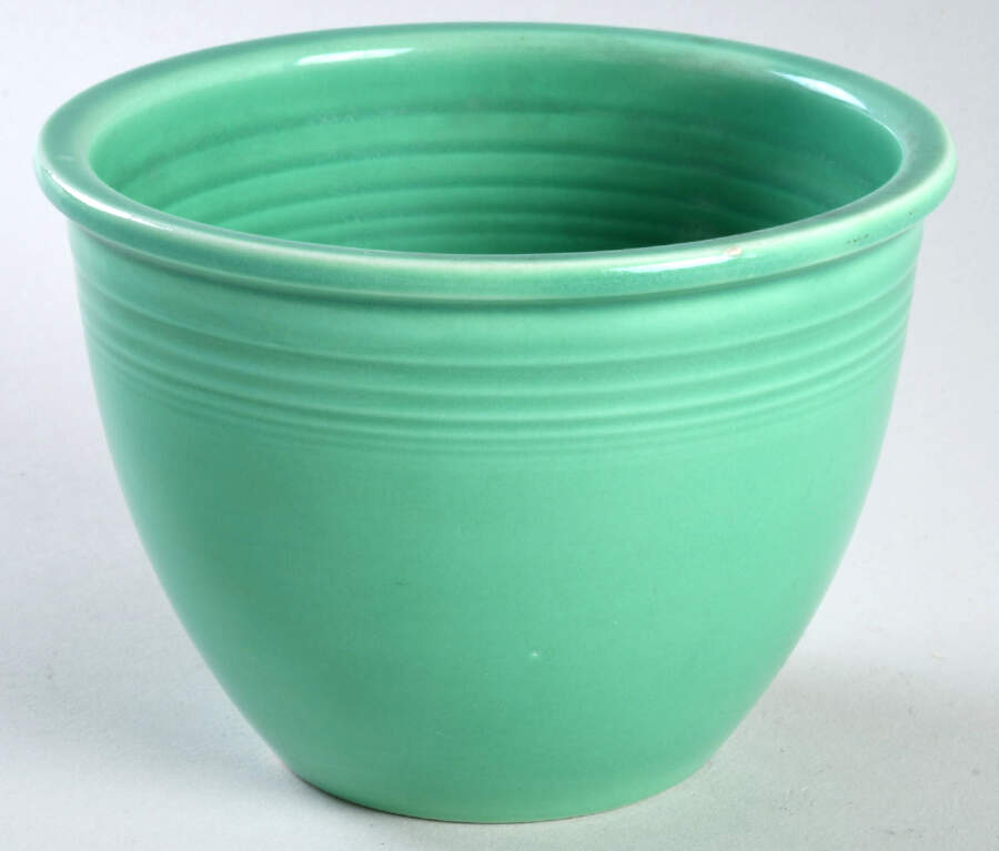 Fiesta Light Green (Older) 5" Nested Mixing Bowl w/Center Interior Rings by Homer Laughlin -1
