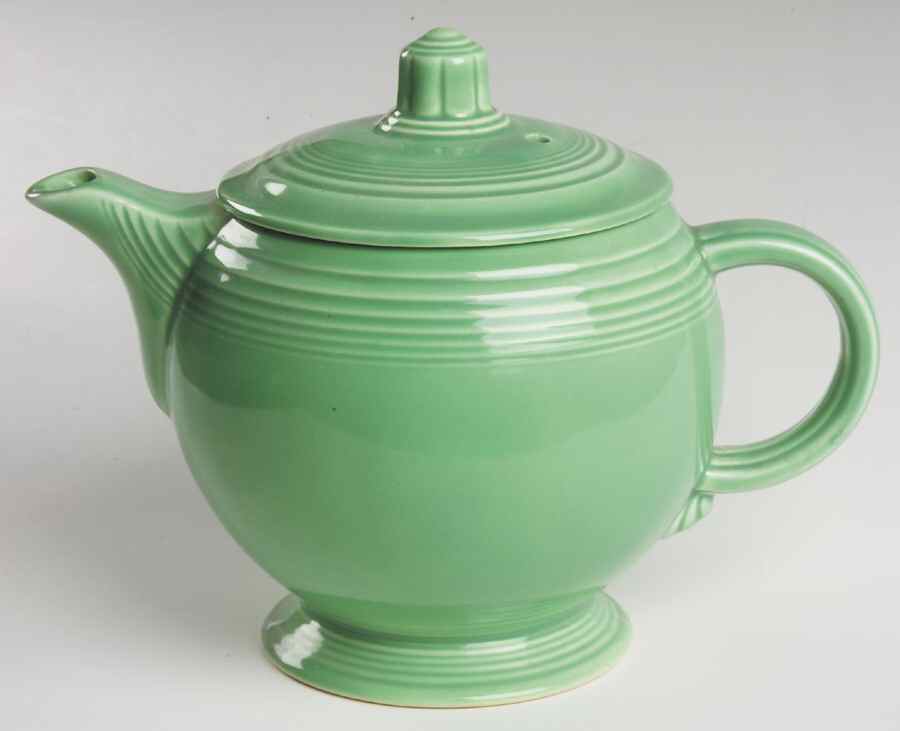 Fiesta Light Green (Older) Teapot & Lid by Homer Laughlin -1