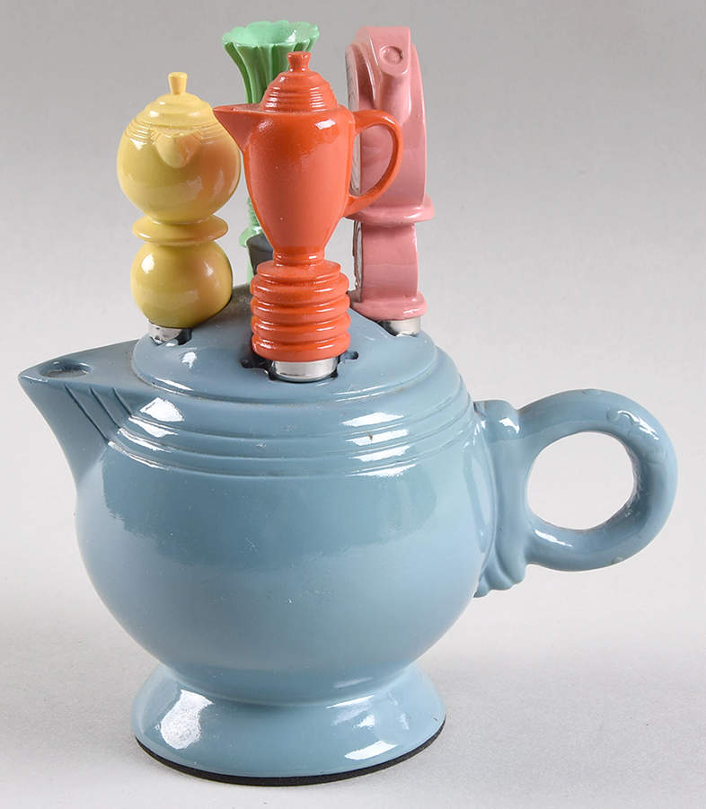 Fiesta Accessories Teapot Cheese Spreaders and Holder by Homer Laughlin -1