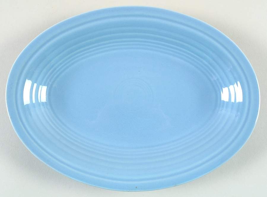 Fiesta Periwinkle Blue (Intro 1989) Pre-1990 9" Fiesta Oval Platter by Homer Laughlin -1