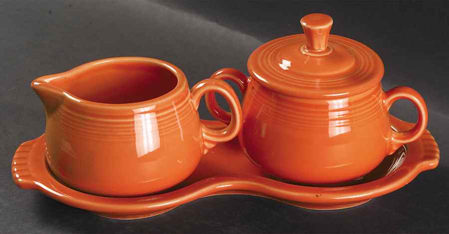 Fiesta Persimmon (Intro 1989) Creamer & Sugar with Lid & Tray Set by Homer Laughlin -1