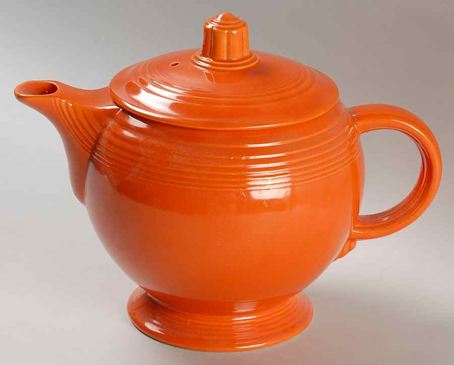 Fiesta Red (Older) Teapot & Lid by Homer Laughlin -1