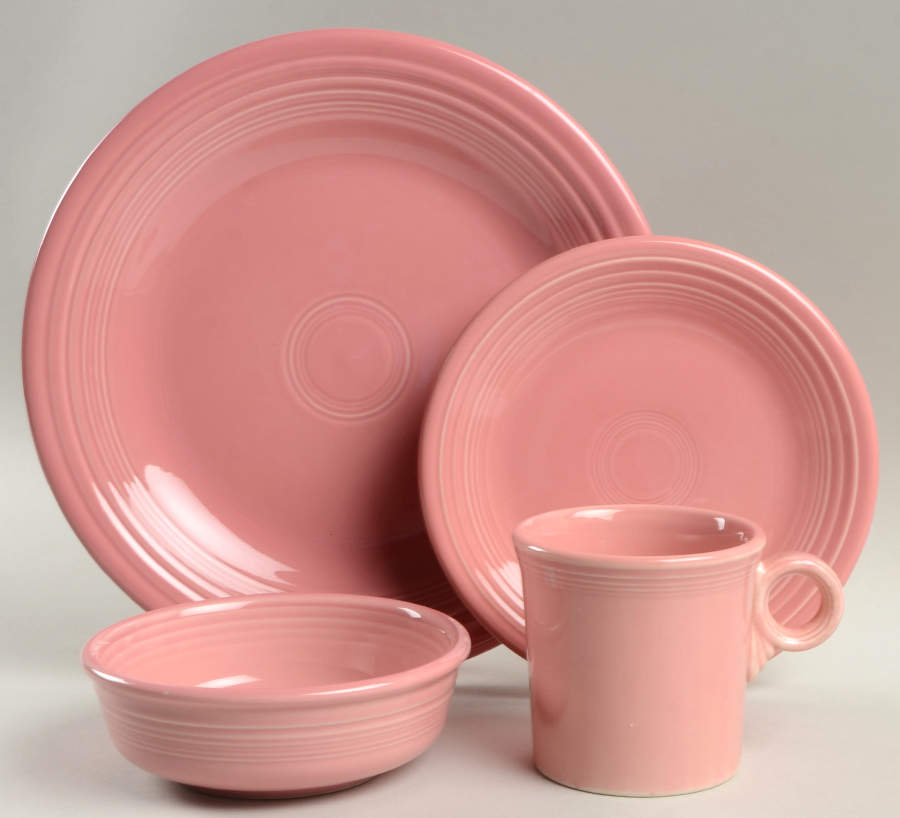 Fiesta Rose (Intro 1986) 4 Piece Place Setting by Homer Laughlin -1