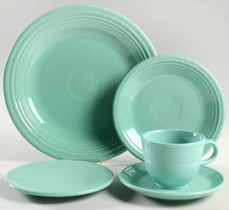 Fiesta Sea Mist Green (Intro 1989) 5 Piece Place Setting by Homer Laughlin -1