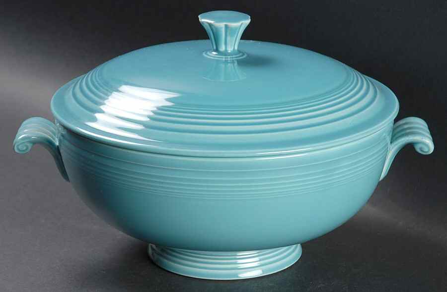 Fiesta Turquoise (Older) 1.25 Qt Round Covered Casserole by Homer Laughlin -1