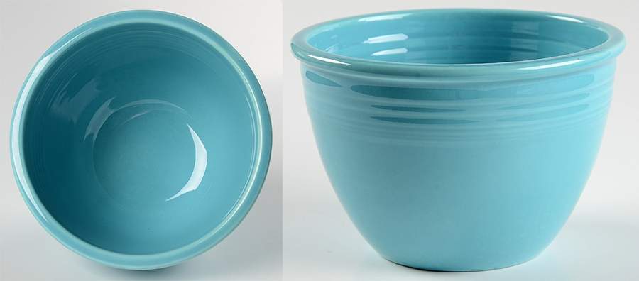 Fiesta Turquoise (Older) 5 3/4" Nested Mixing Bowl w/No Ctr Interior Rings by Homer Laughlin -1