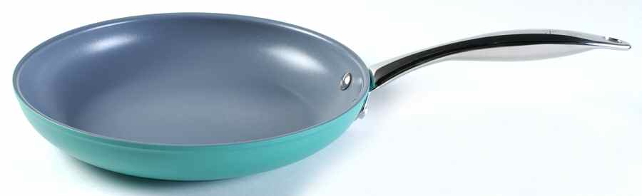 Fiesta Turquoise (Intro 1986) 9" Open Frypan by Homer Laughlin -1