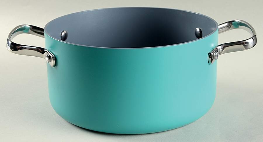 Fiesta Turquoise (Intro 1986) 3 Quart Metal Covered Casserole, No Lid by Homer Laughlin -1