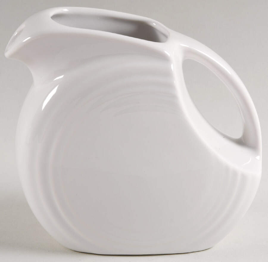 Fiesta White (Intro 1986) 32 Oz Pitcher by Homer Laughlin -1