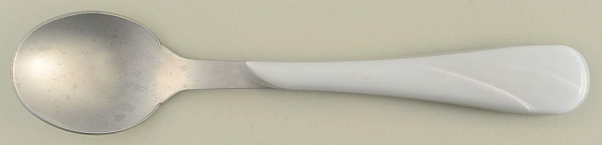 Fiesta White (Intro 1986) Teaspoon by Homer Laughlin -1