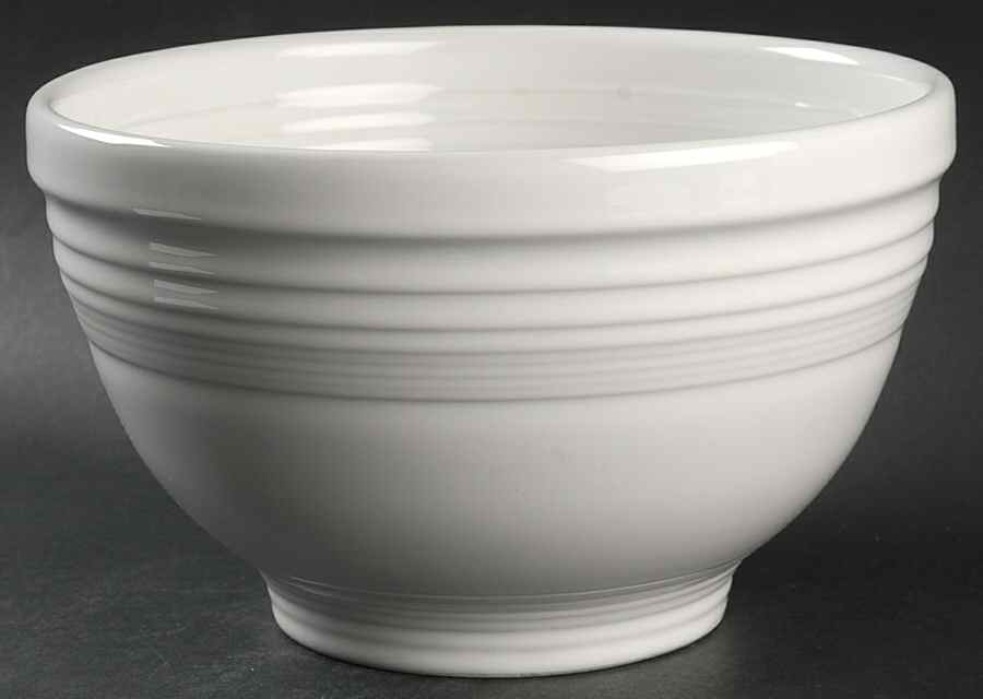 Fiesta White (Intro 1986) 9" Baking Bowl by Homer Laughlin -1