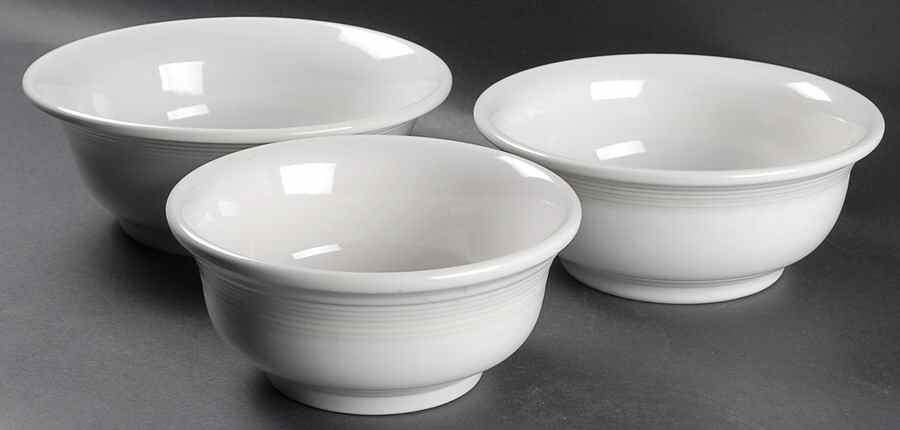 Fiesta White (Intro 1986) (3 Piece) Mixing Bowl Set by Homer Laughlin -1