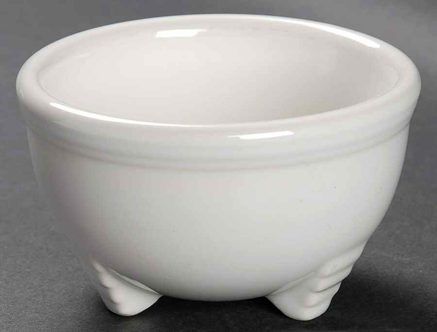 Fiesta White (Intro 1986) 3" All Purpose Bowl by Homer Laughlin -1
