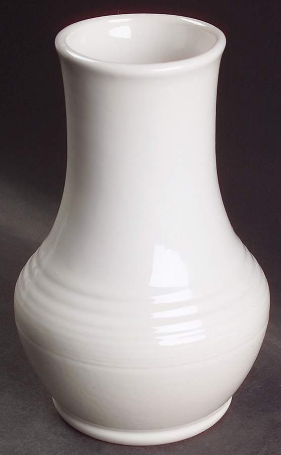 Fiesta White (Intro 1986) Royalty Vase by Homer Laughlin -1