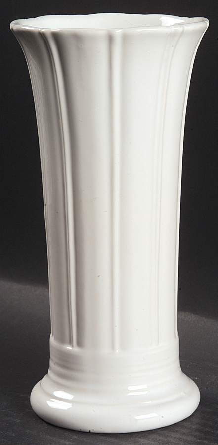 Fiesta White (Intro 1986) 7" Vase by Homer Laughlin -1