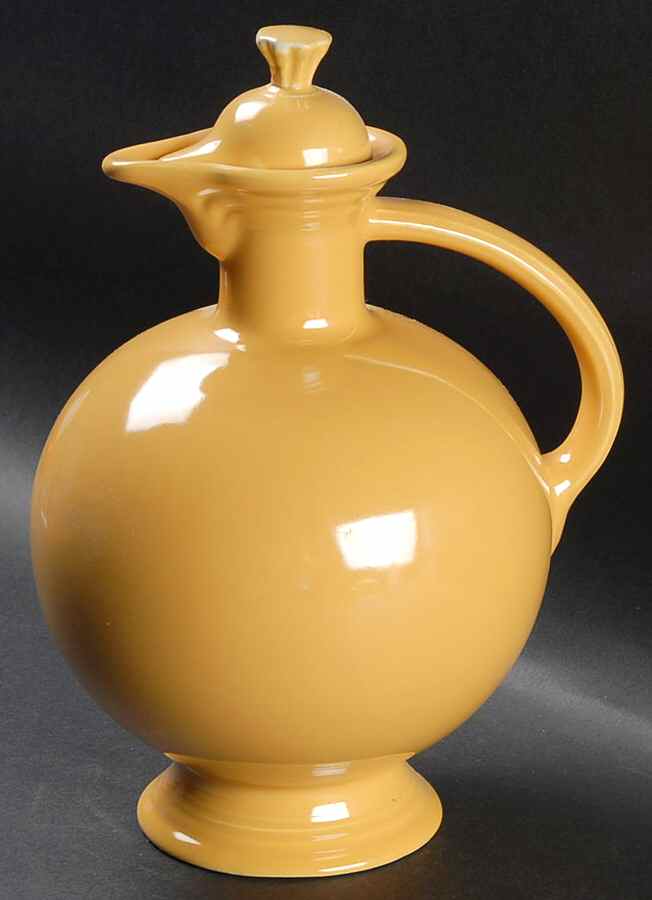 Fiesta Yellow (Older) Carafe & Lid by Homer Laughlin -1
