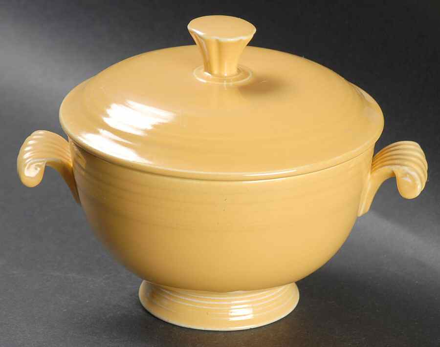 Fiesta Yellow (Older) Covered Onion Soup by Homer Laughlin -1
