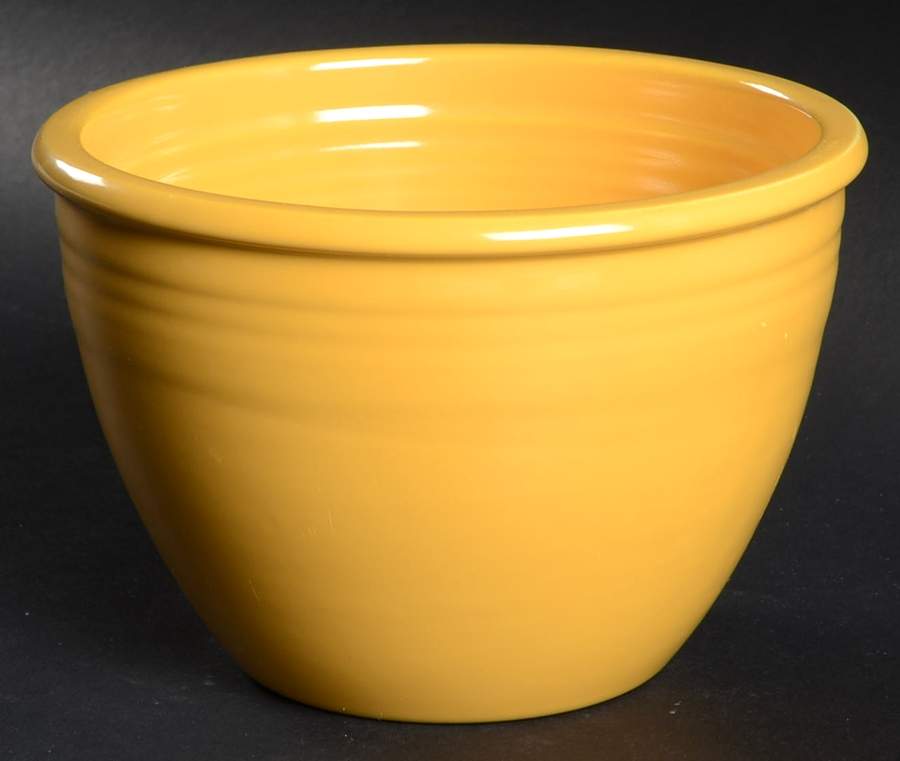 Fiesta Yellow (Older) 5 3/4" Nested Mixing Bowl w/Center Interior Rings by Homer Laughlin -1