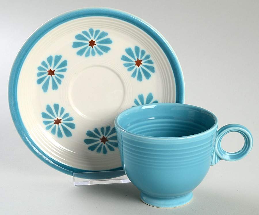 Fiesta Hawaiian Daisy Flat Cup & Saucer Set by Homer Laughlin -1