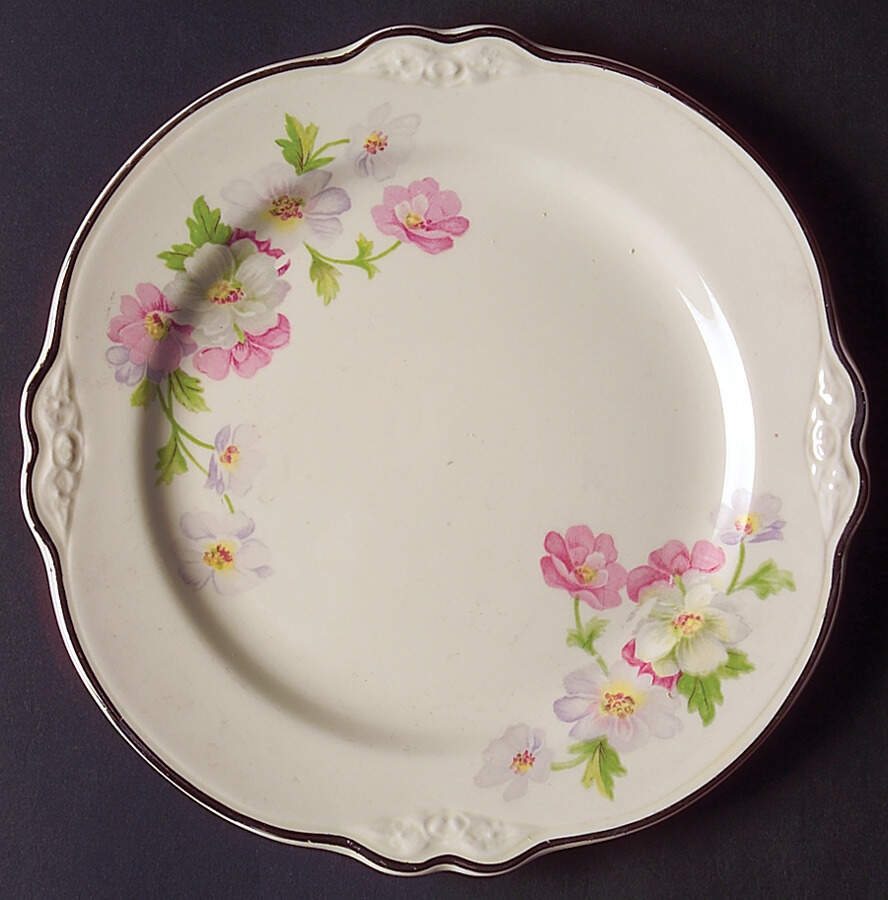 Fluffy Rose 1 (Platinum Trim) Dessert/Pie Plate by Homer Laughlin -1