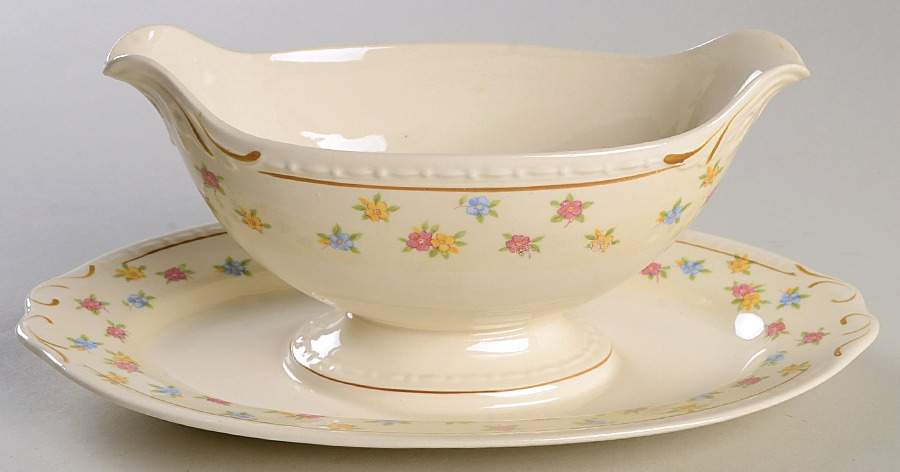 Moselle (Eggshell Georgian) Gravy Boat & Underplate/Relish by Homer Laughlin -1