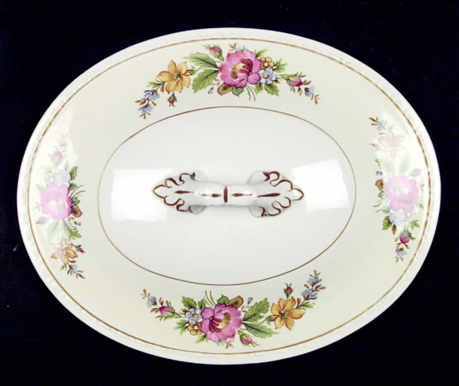 G3318 Oval Covered Vegetable by Homer Laughlin -1