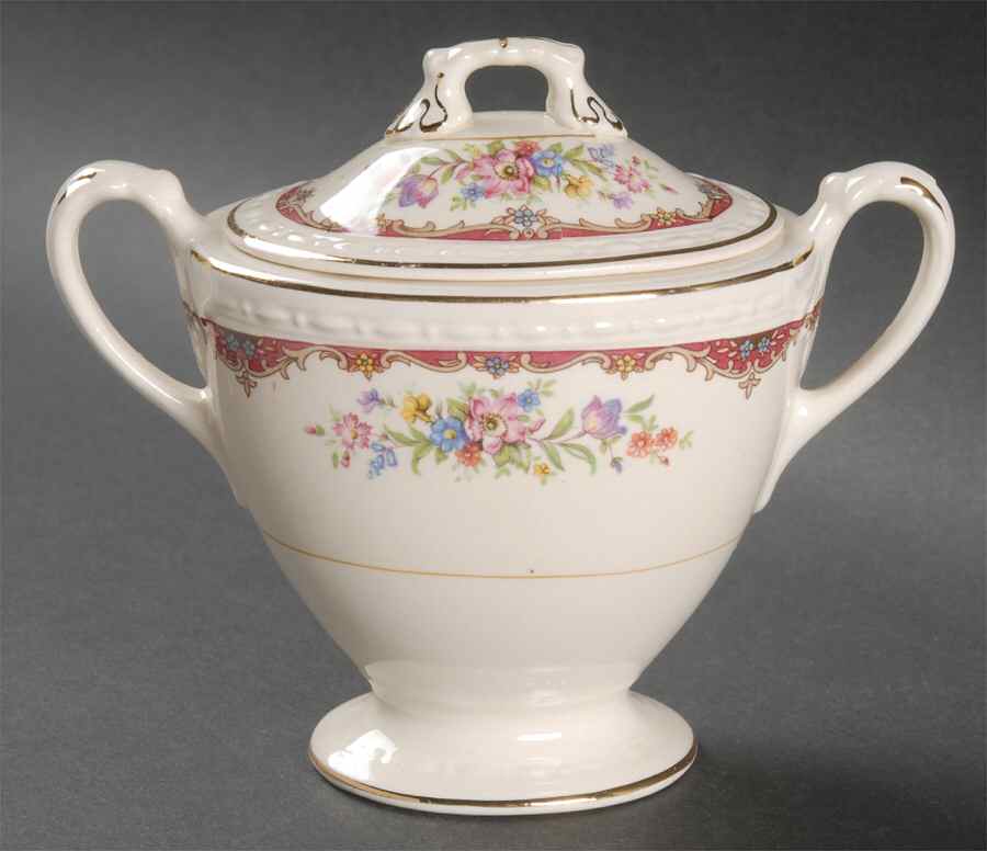 G3320 Sugar Bowl & Lid by Homer Laughlin -1