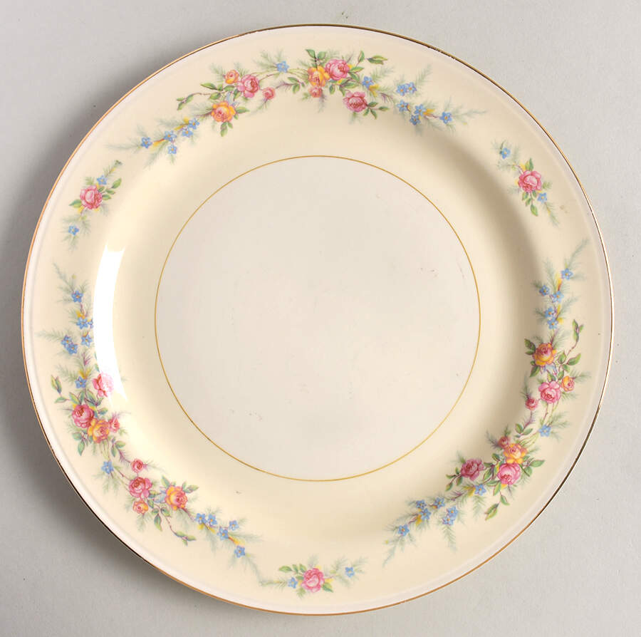 G3351-G3444 Luncheon Plate by Homer Laughlin -1