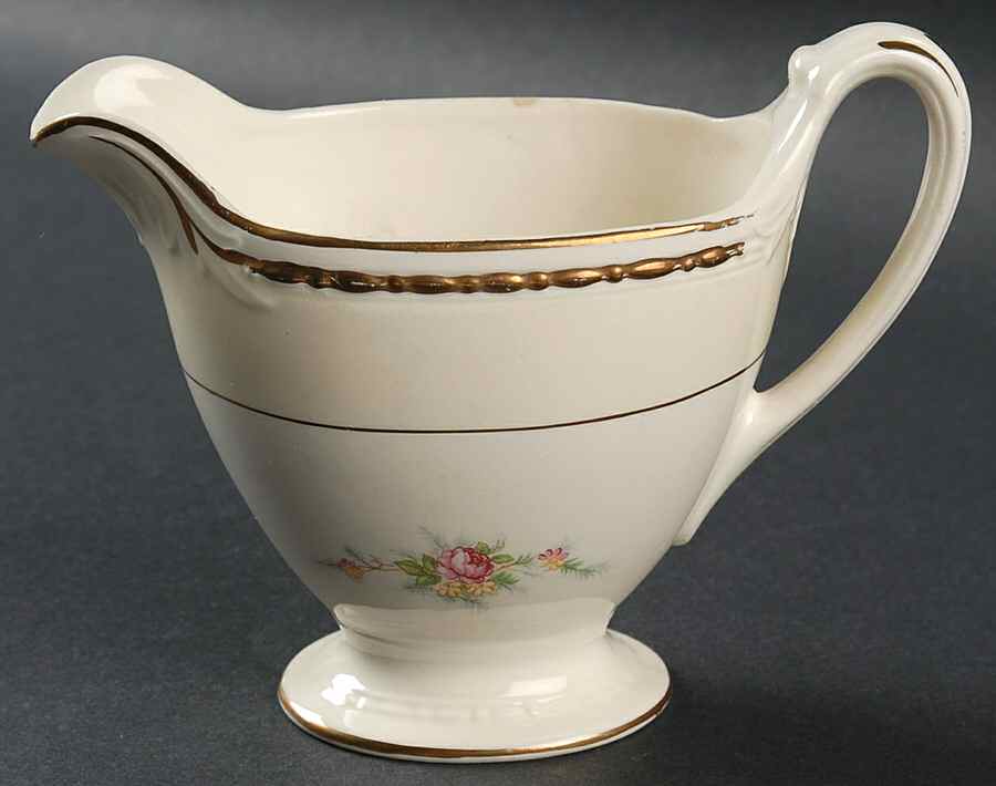G3356 Creamer by Homer Laughlin -1