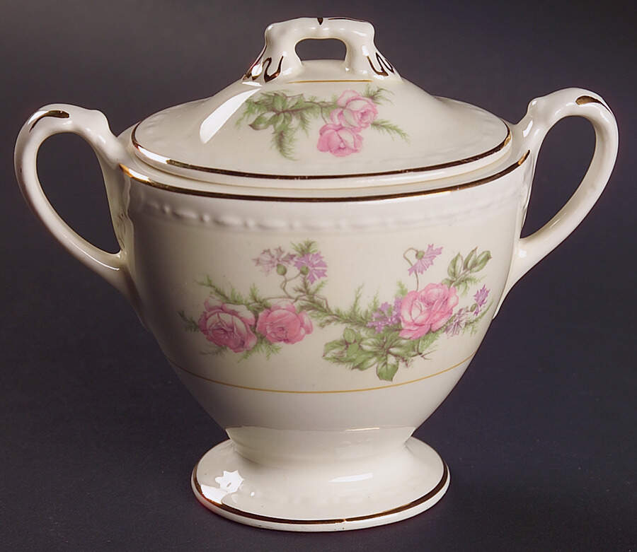 Heather Rose (Eggshell Georgian) Sugar Bowl & Lid by Homer Laughlin -1