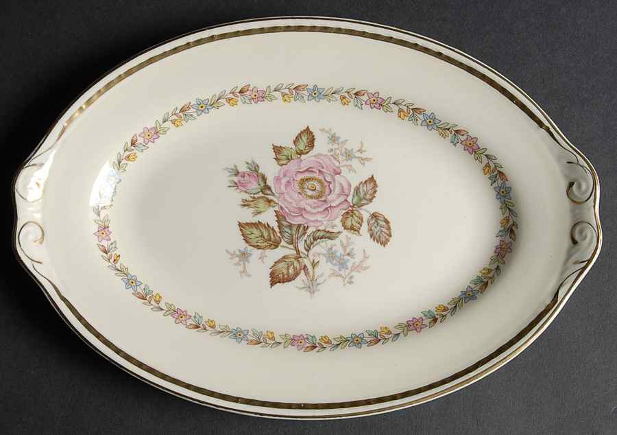 G3388 Relish/Gravy Underplate by Homer Laughlin -1