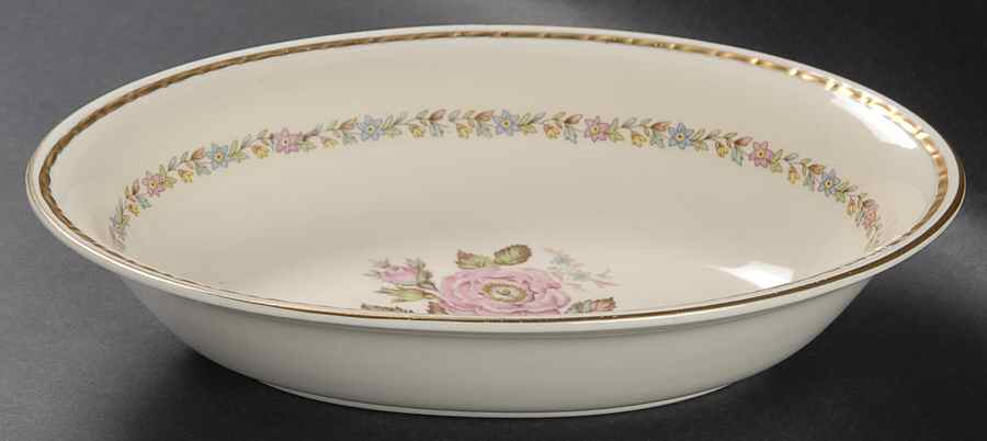 G3388 9" Oval Vegetable Bowl by Homer Laughlin -1