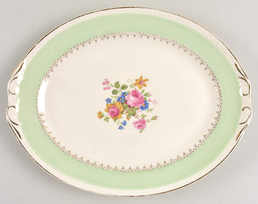 Marilyn Green 11" Oval Serving Platter by Homer Laughlin -1