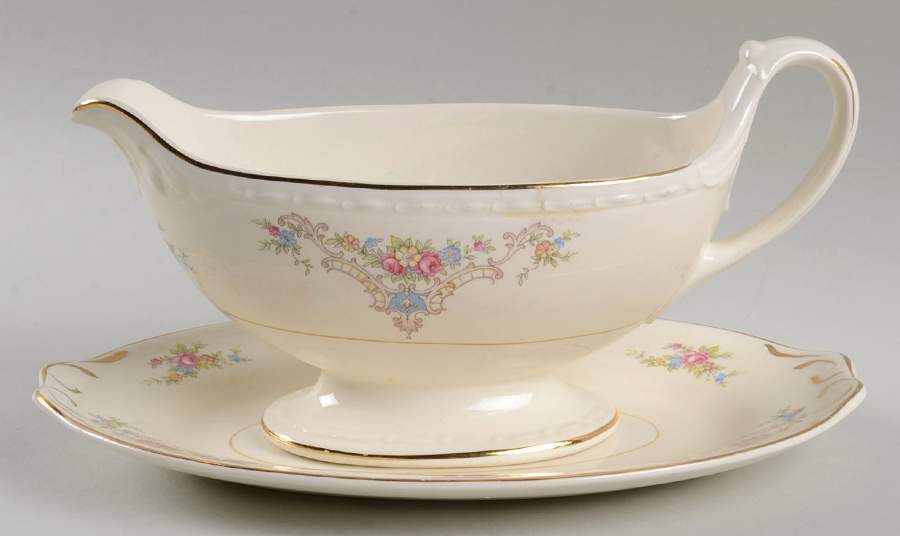 Wedgwood Gravy Boat & Underplate by Homer Laughlin -1