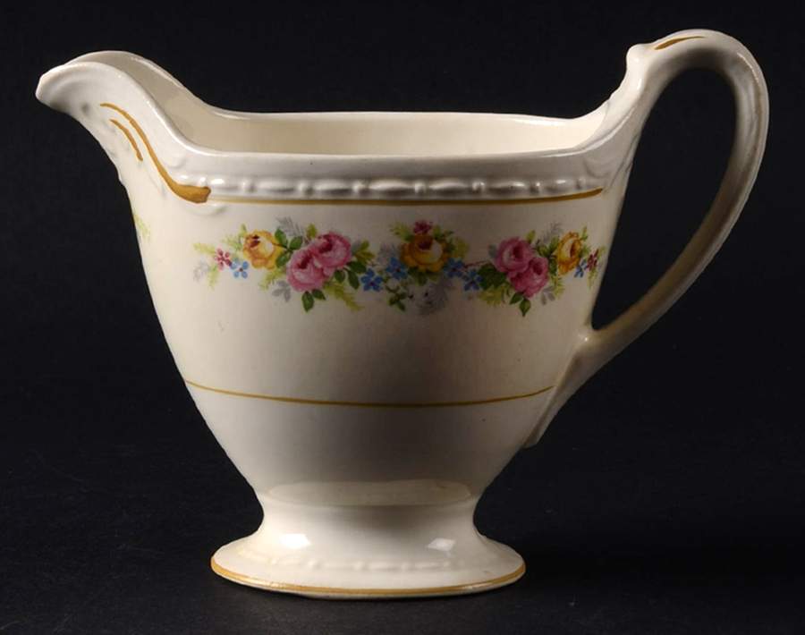 G3523 Creamer by Homer Laughlin -1