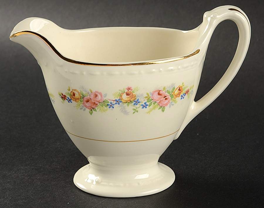 G3523 Creamer by Homer Laughlin -1