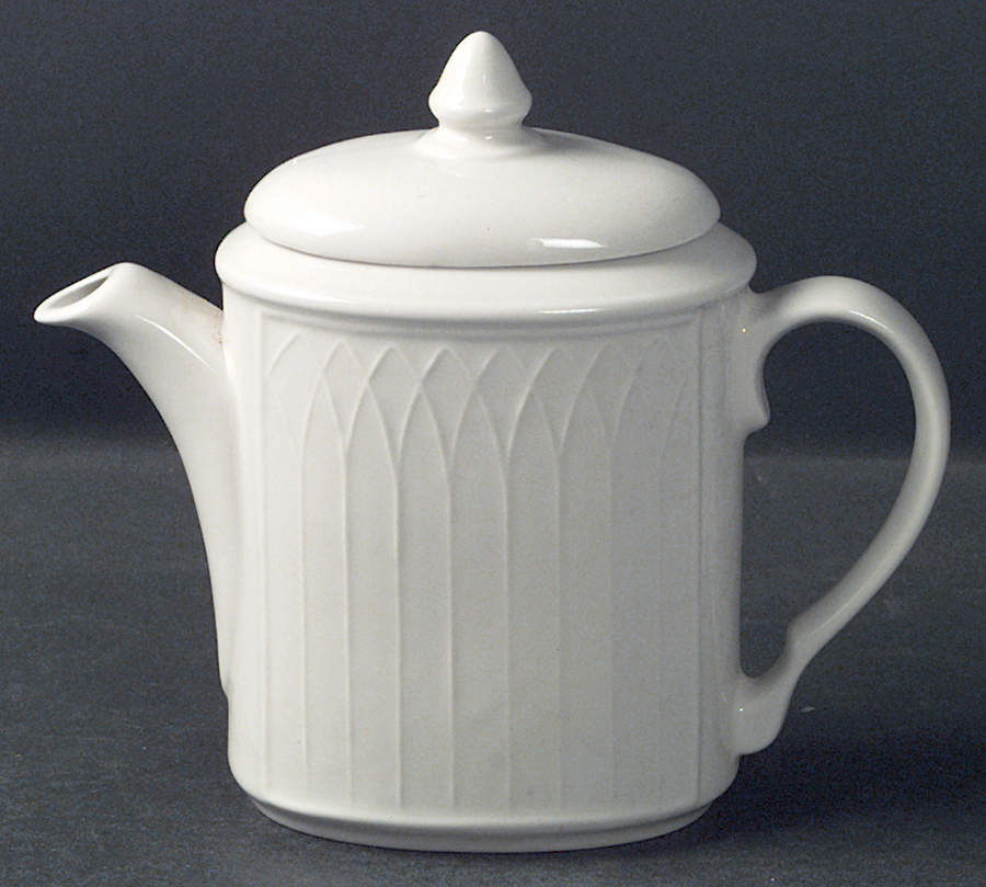Gothic (Wide Rim) Teapot & Lid by Homer Laughlin -1