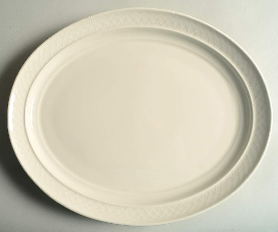 Gothic (Wide Rim) 13" Oval Serving Platter by Homer Laughlin -1