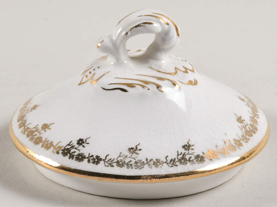 H111 Lid for Sugar Bowl by Homer Laughlin -1